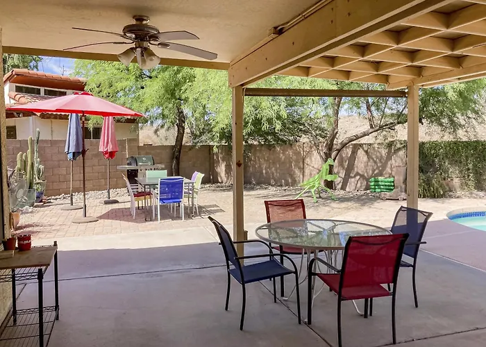 Desert Blooms Holiday home